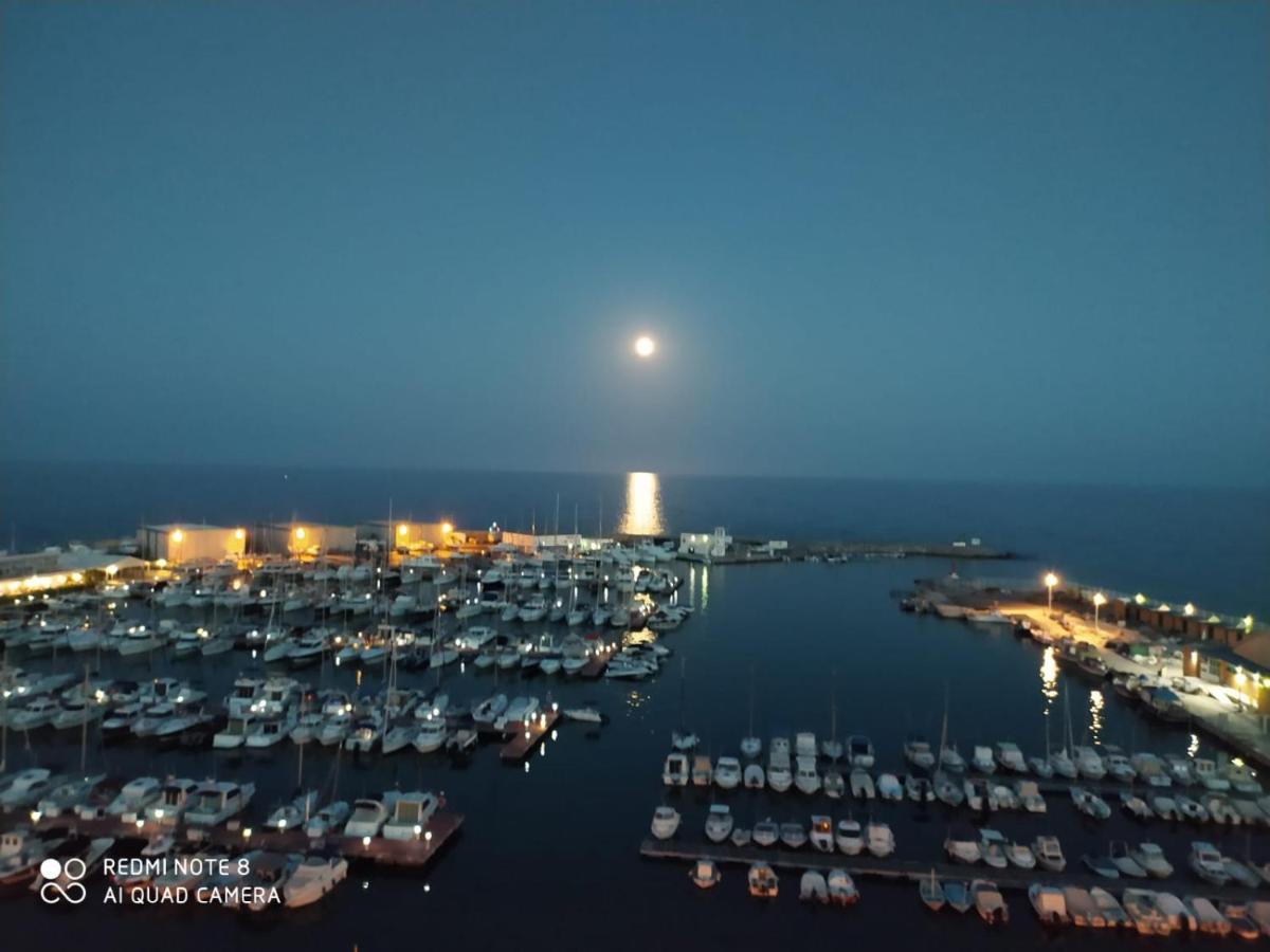 Apartamento sobre el Puerto El Campello Exterior foto